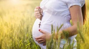 pregnant-woman-rosary-1024x576.jpg